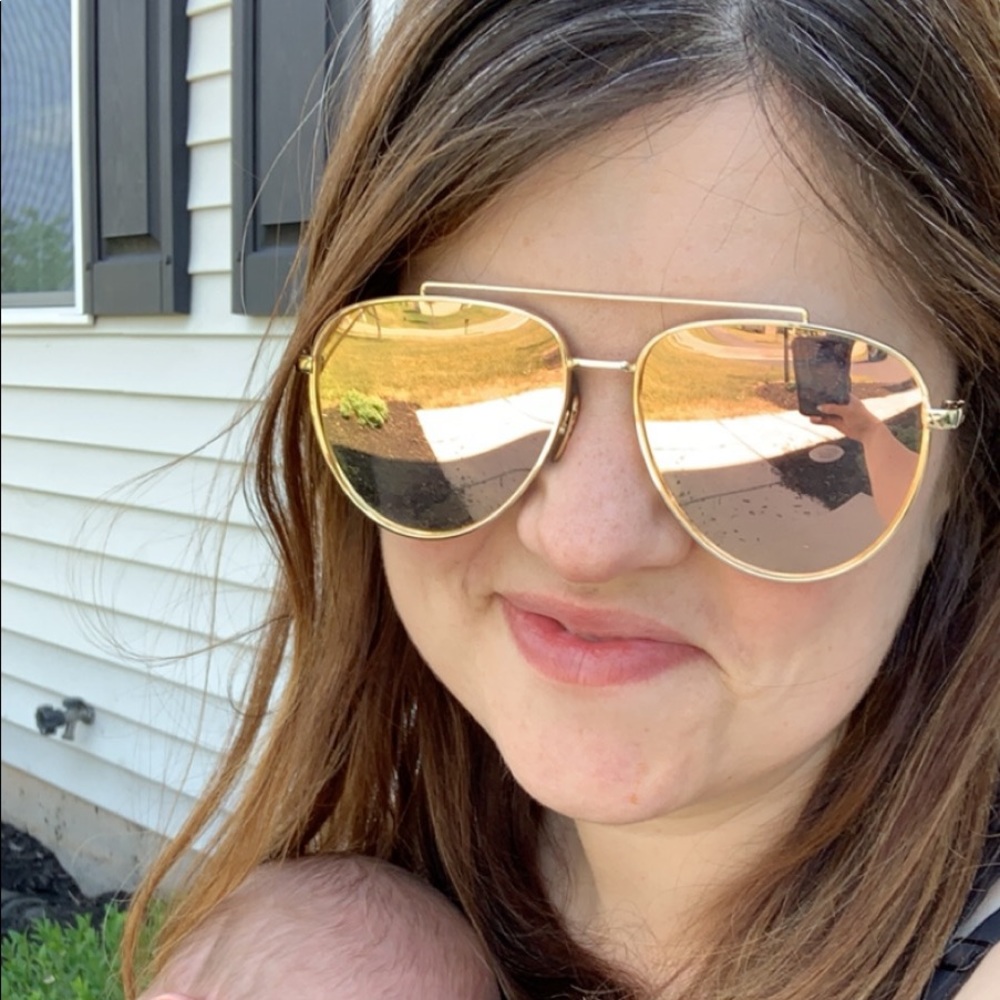Meet your Posher, Renee